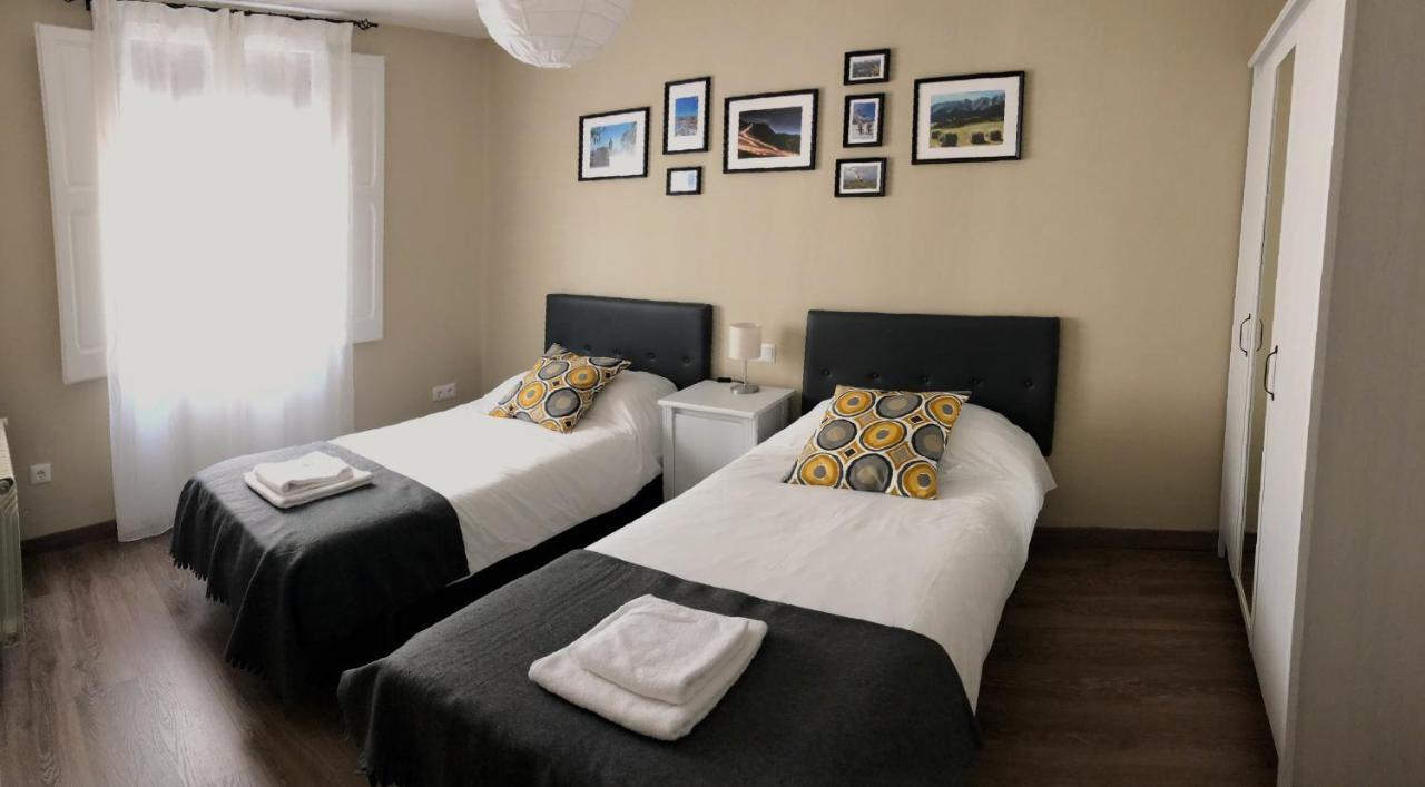 Apartamento Acogedor Y Familiar - Wifi+Chromecast Puigcerdà Exteriér fotografie