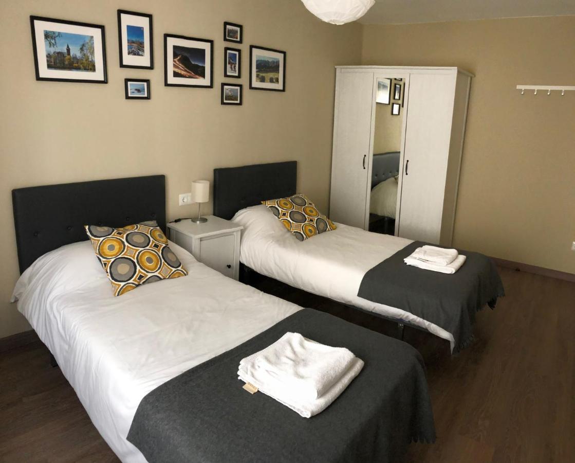 Apartamento Acogedor Y Familiar - Wifi+Chromecast Puigcerdà Exteriér fotografie
